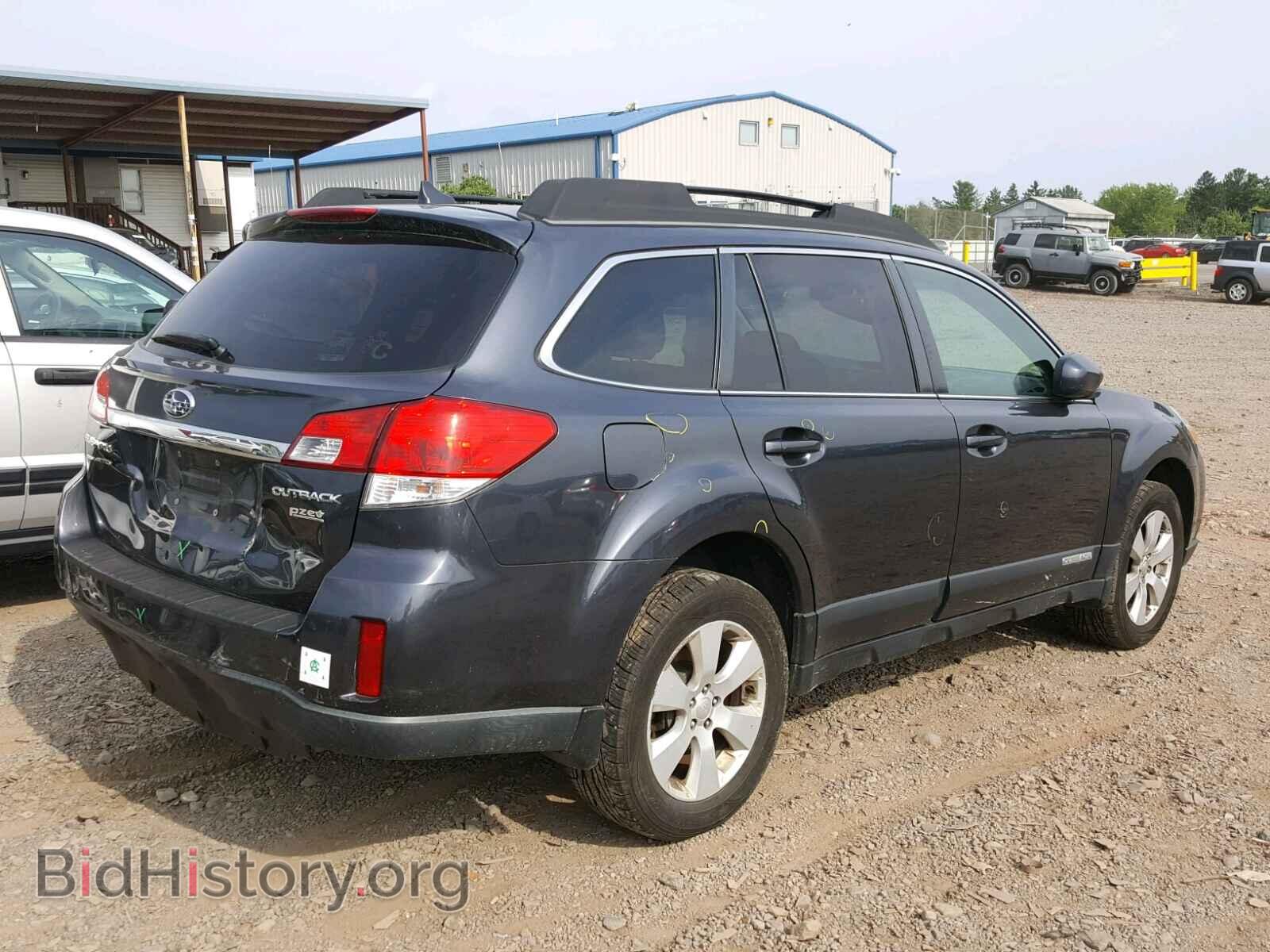 2011 SUBARU OUTBACK - VIN: 4S4BRBKC0B3420274 - Photo 4