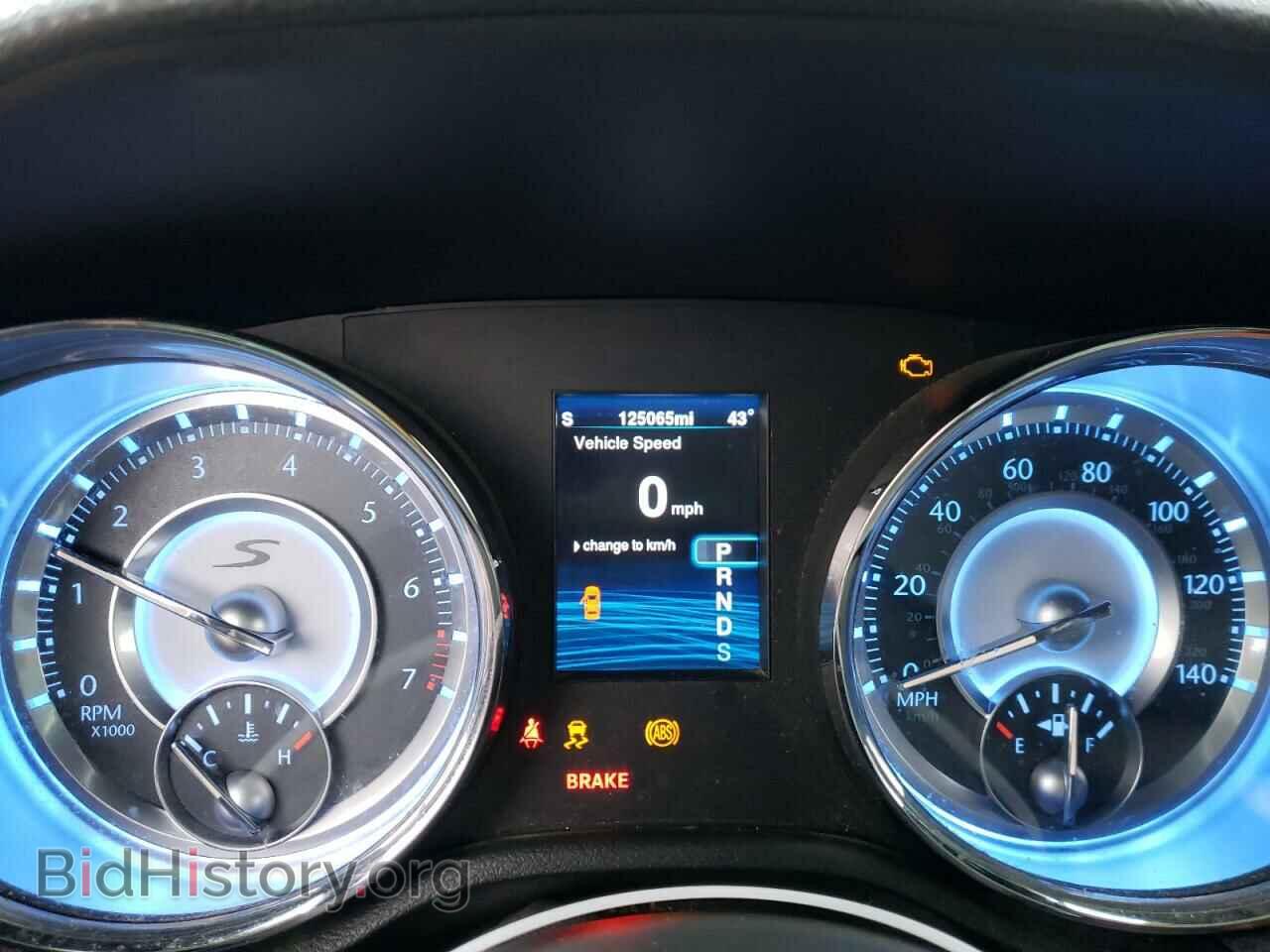 2014 CHRYSLER 300 - VIN: 2C3CCABG3EH361296 - Фото 9