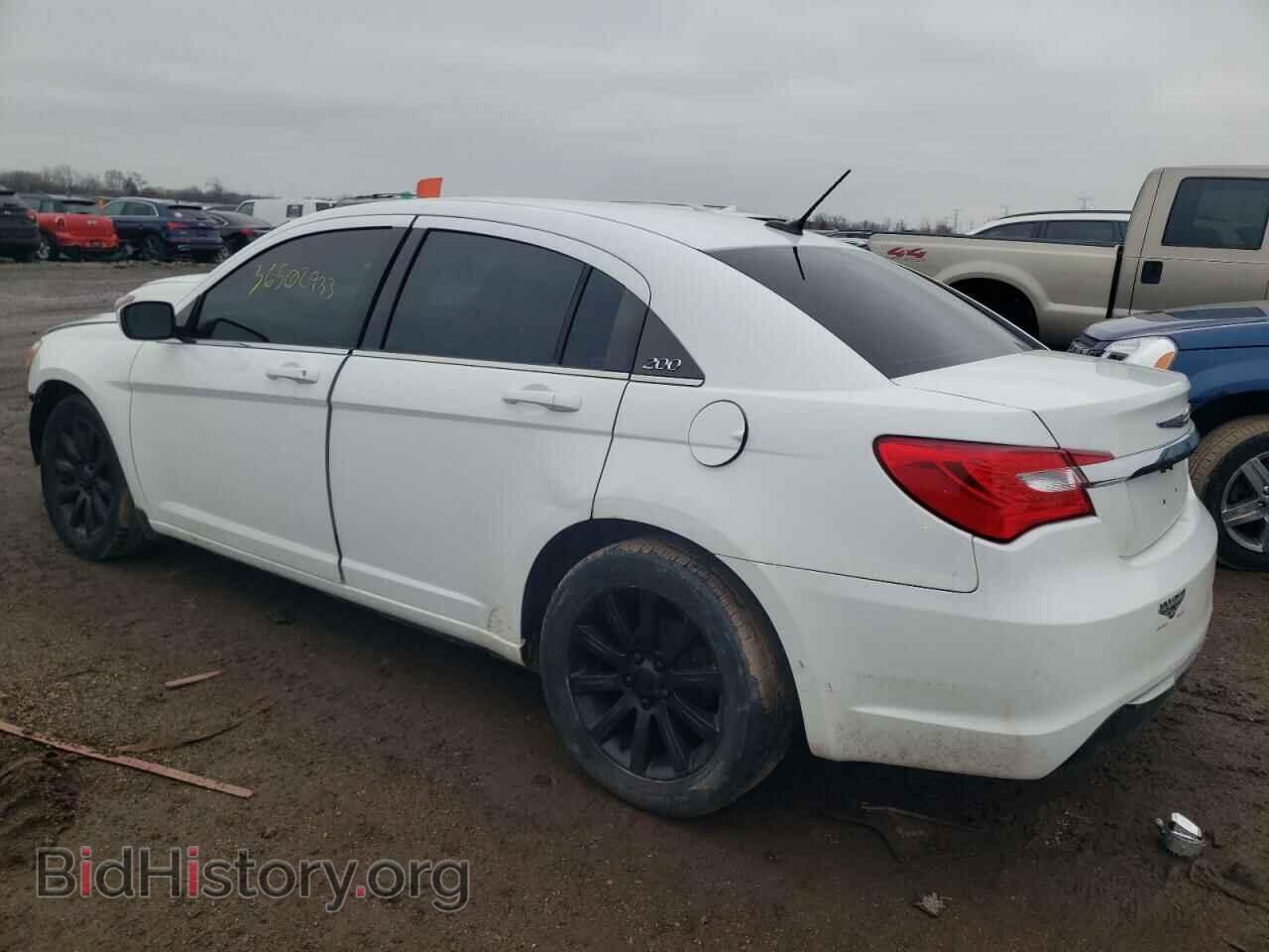 2012 CHRYSLER 200 - VIN: 1C3CCBBB3CN289305 - Фото 2