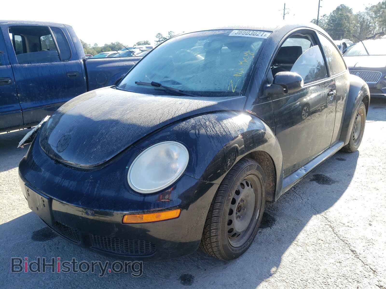 2010 VOLKSWAGEN BEETLE - VIN: 3VWPG3AG4AM016379 - Фото 2