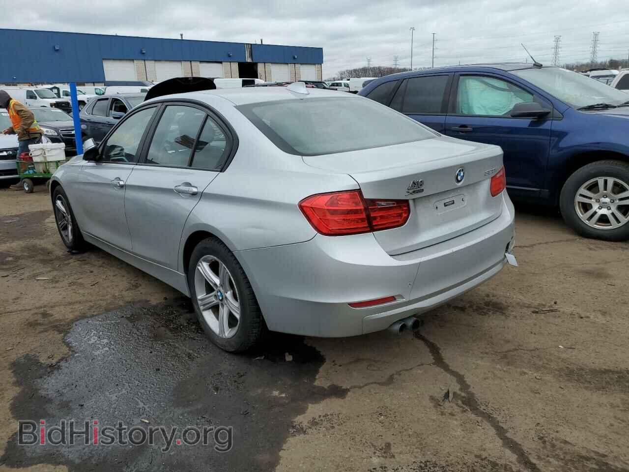 2013 BMW 3 SERIES - VIN: WBA3B3C53DF532942 - Фото 2