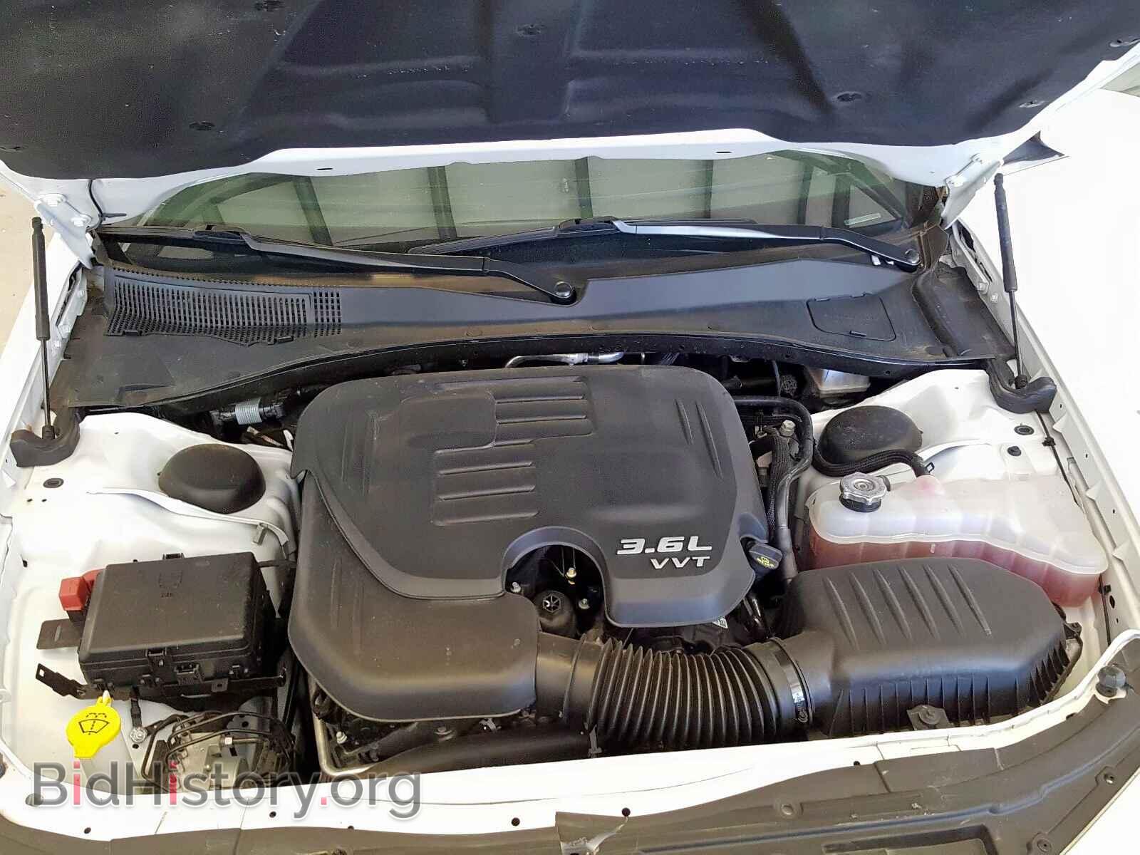 2019 CHRYSLER 300 - VIN: 2C3CCAAG2KH548171 - Фото 7