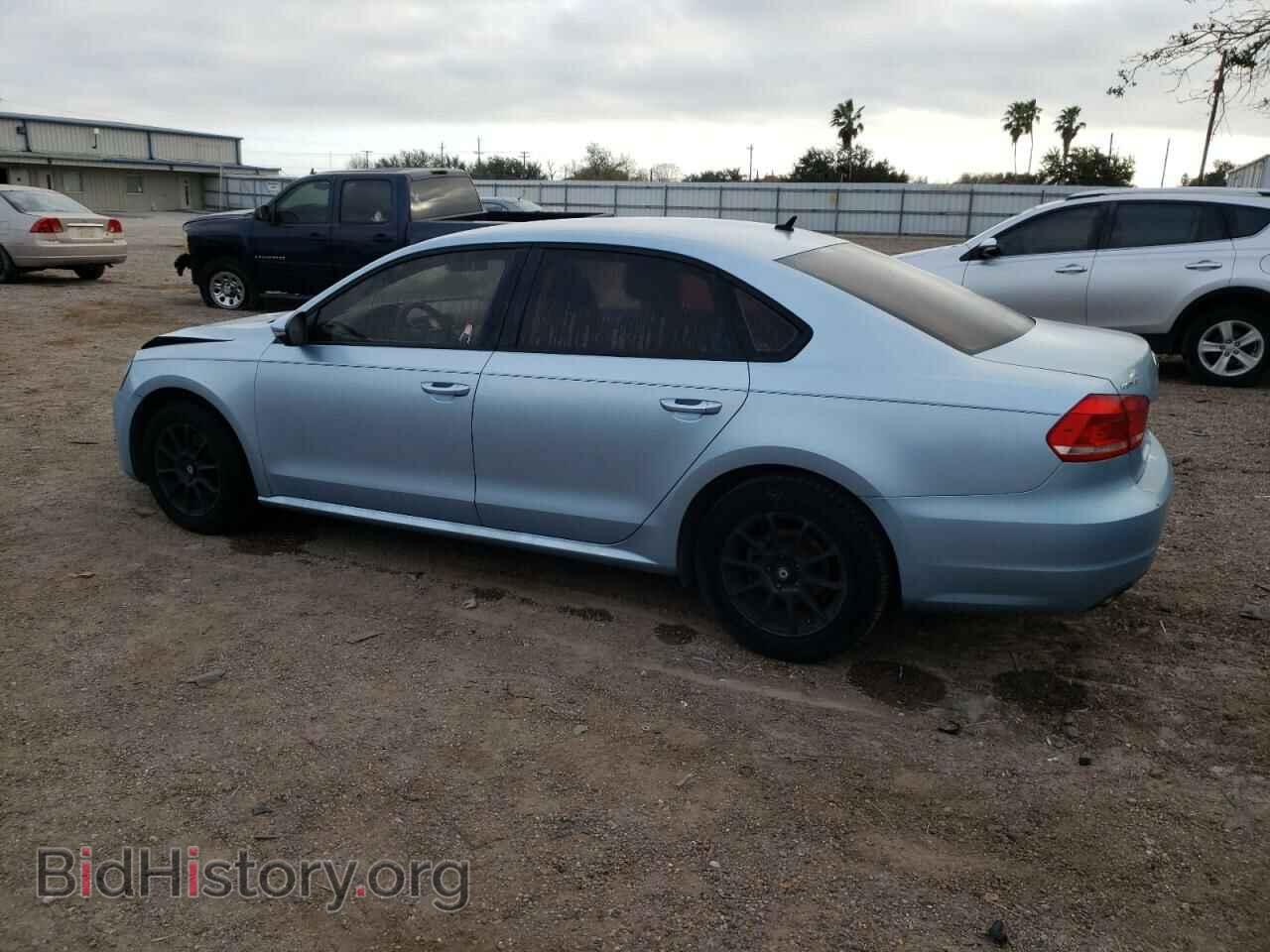 2012 VOLKSWAGEN PASSAT - VIN: 1VWAP7A37CC090894 - Фото 2