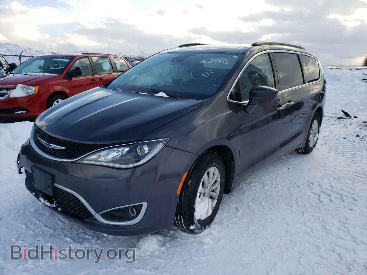 2019 CHRYSLER PACIFICA - VIN: 2C4RC1FG9KR588272 - Фото 2
