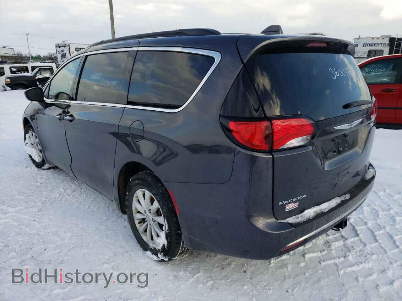 2019 CHRYSLER PACIFICA - VIN: 2C4RC1FG9KR588272 - Фото 3