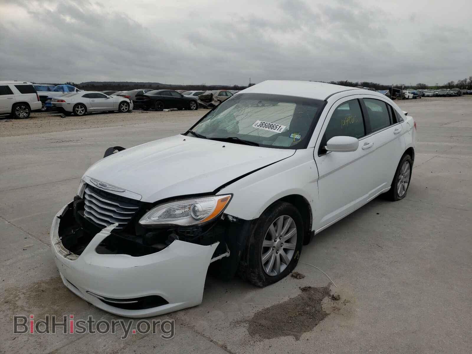 2013 CHRYSLER 200 - VIN: 1C3CCBBB8DN501004 - Фото 2