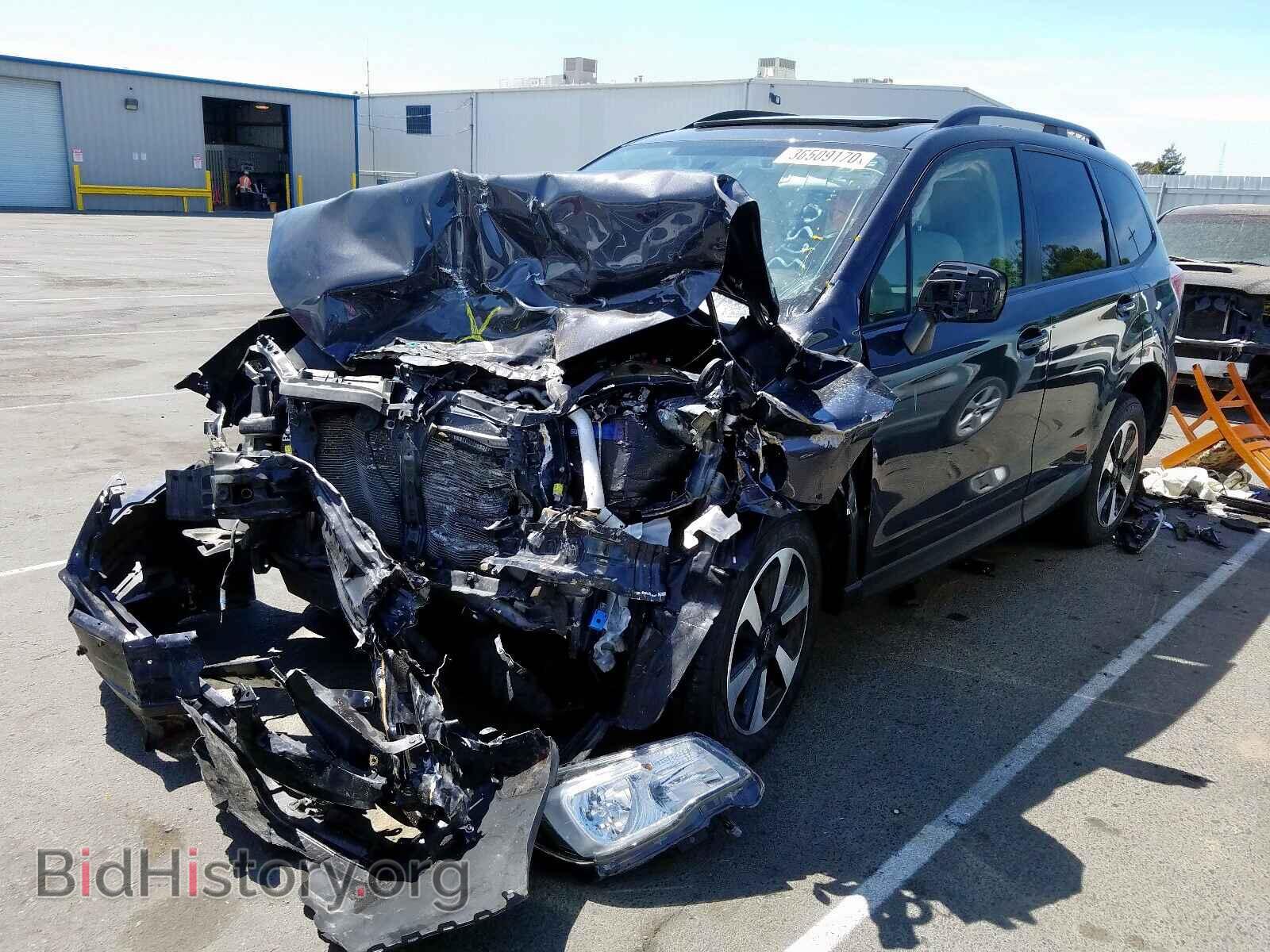 2017 SUBARU FORESTER - VIN: JF2SJAGC4HH585272 - Фото 2