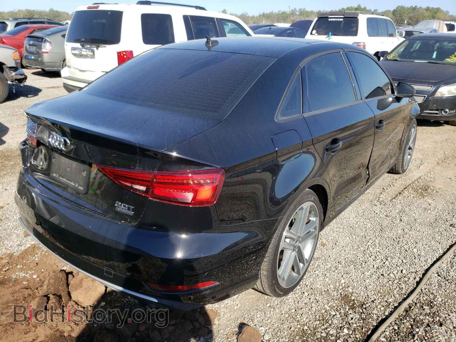 2018 AUDI A3 - VIN: WAUB8GFF6J1062419 - Фото 4