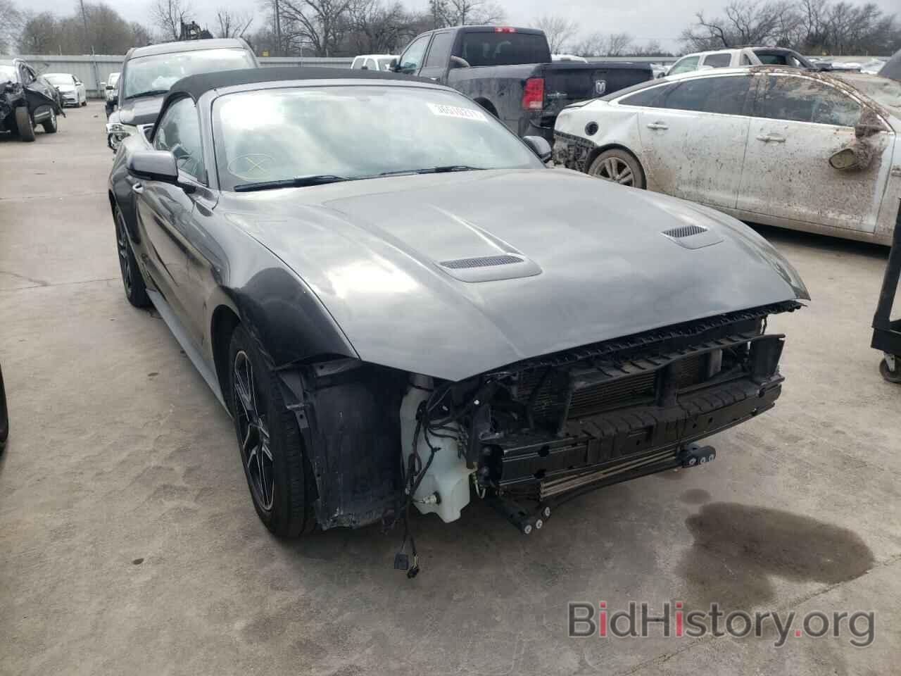 Photo 1FATP8UH1J5138549 - FORD MUSTANG 2018