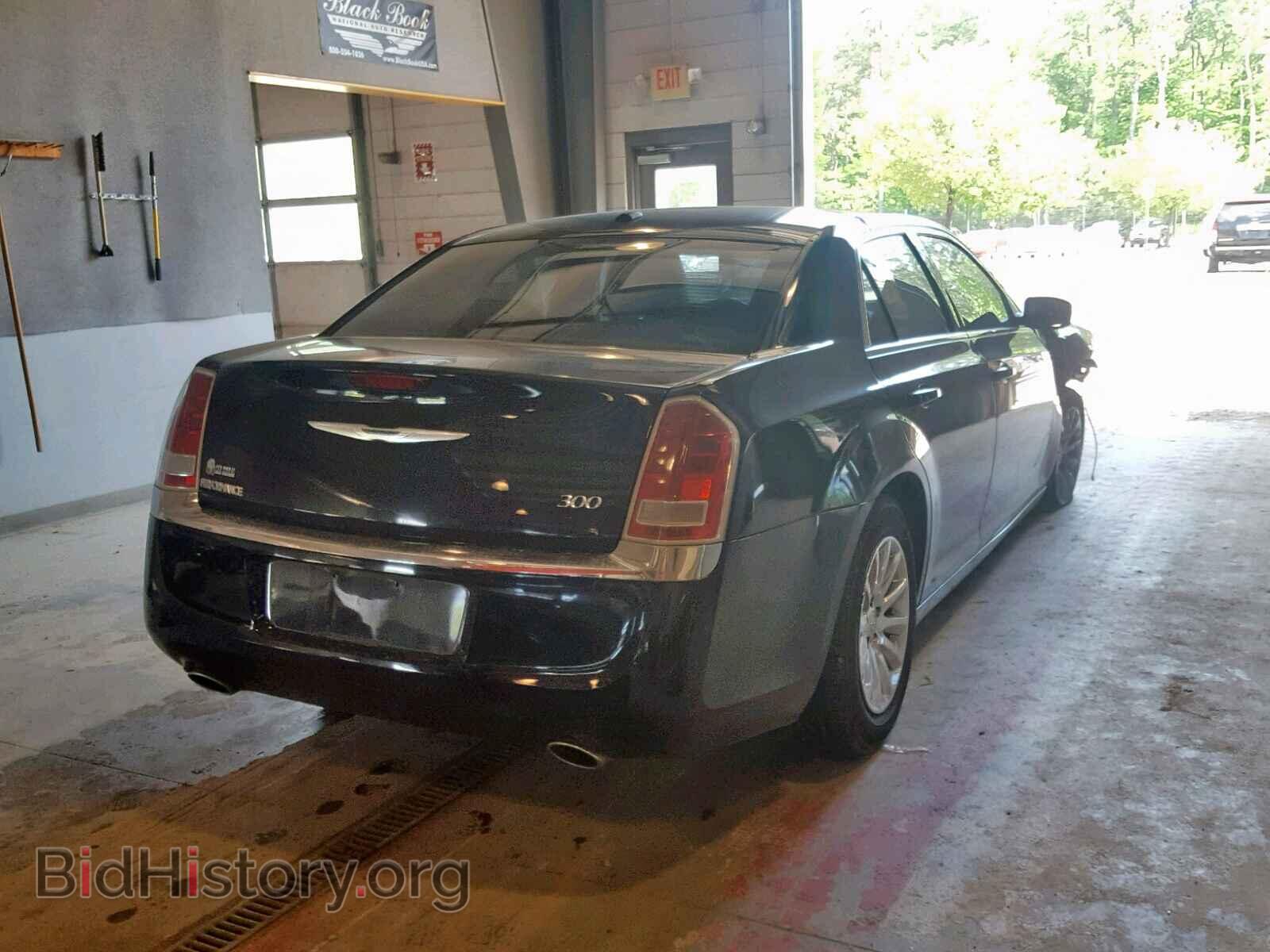 2012 CHRYSLER 300 - VIN: 2C3CCAAG6CH209785 - Фото 4