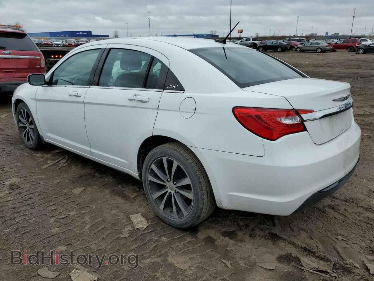 2014 CHRYSLER 200 - VIN: 1C3CCBBG7EN120144 - Фото 2