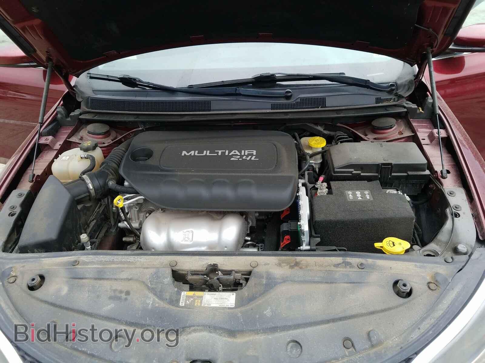 2016 CHRYSLER 200 - VIN: 1C3CCCAB1GN143367 - Фото 7