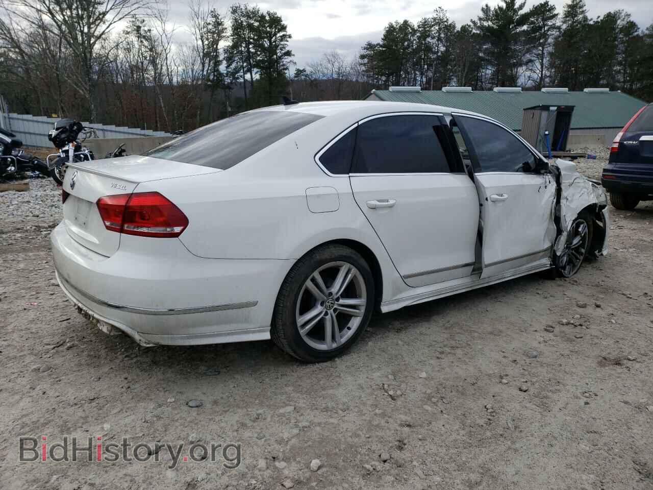 2015 VOLKSWAGEN PASSAT - VIN: 1VWCM7A32FC060708 - Photo 3