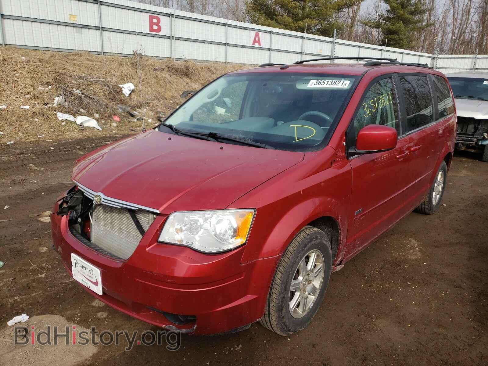 2008 CHRYSLER MINIVAN - VIN: 2A8HR54P08R730563 - Photo 2