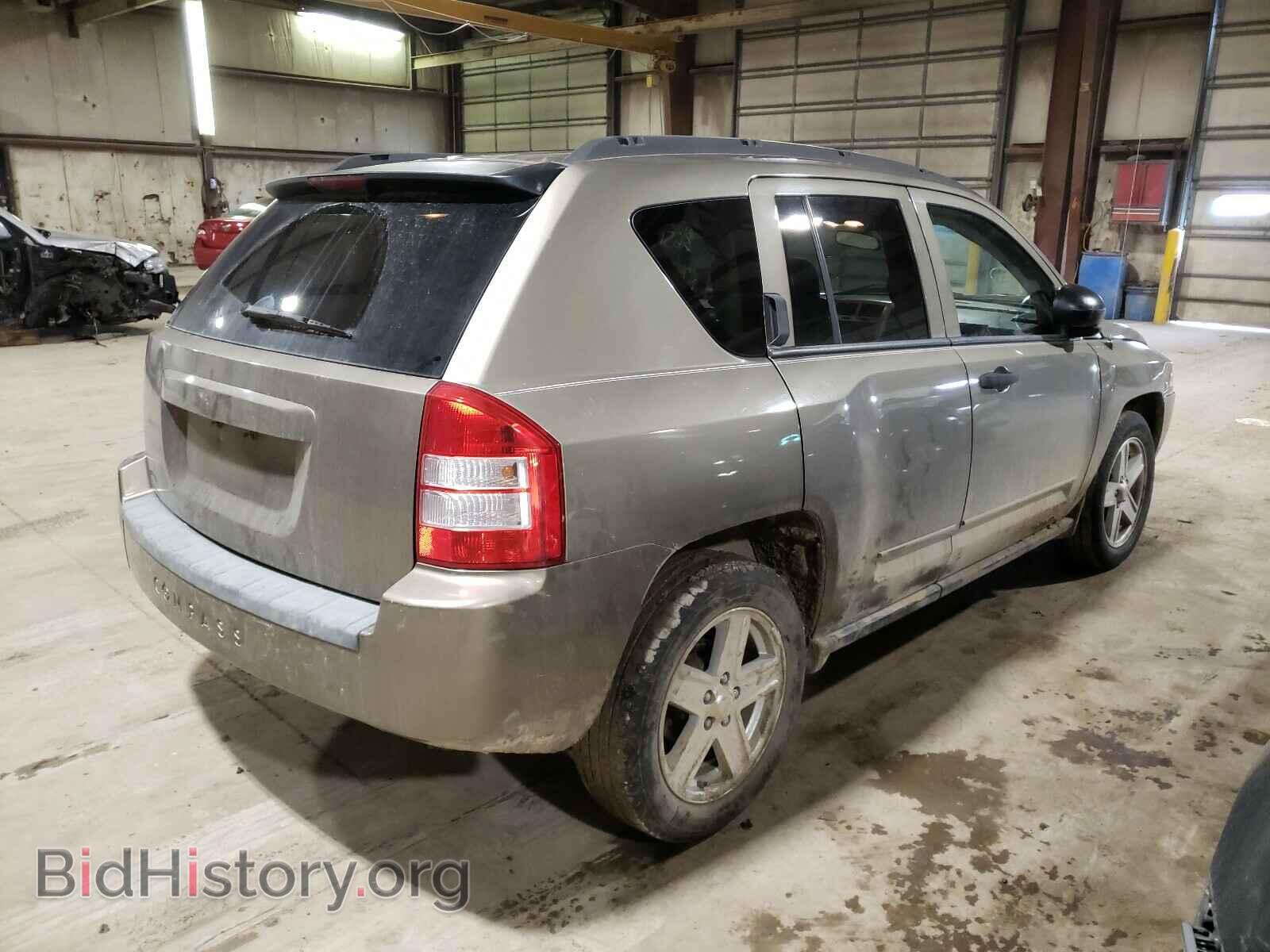 2008 JEEP COMPASS - VIN: 1J8FF47WX8D693604 - Photo 4