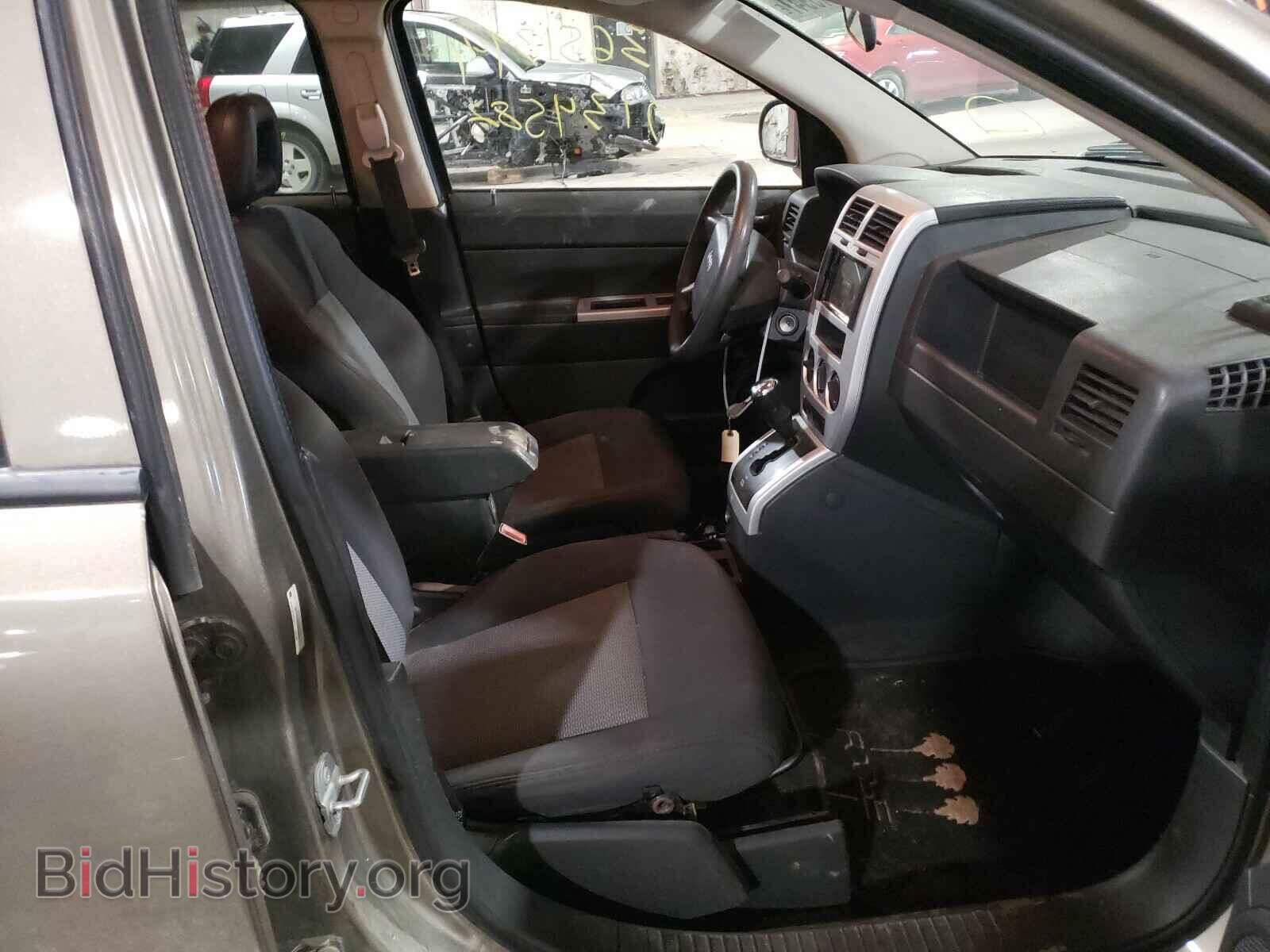2008 JEEP COMPASS - VIN: 1J8FF47WX8D693604 - Photo 5