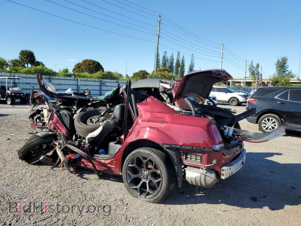 2019 CHRYSLER 300 - VIN: 2C3CCABG7KH689302 - Фото 2