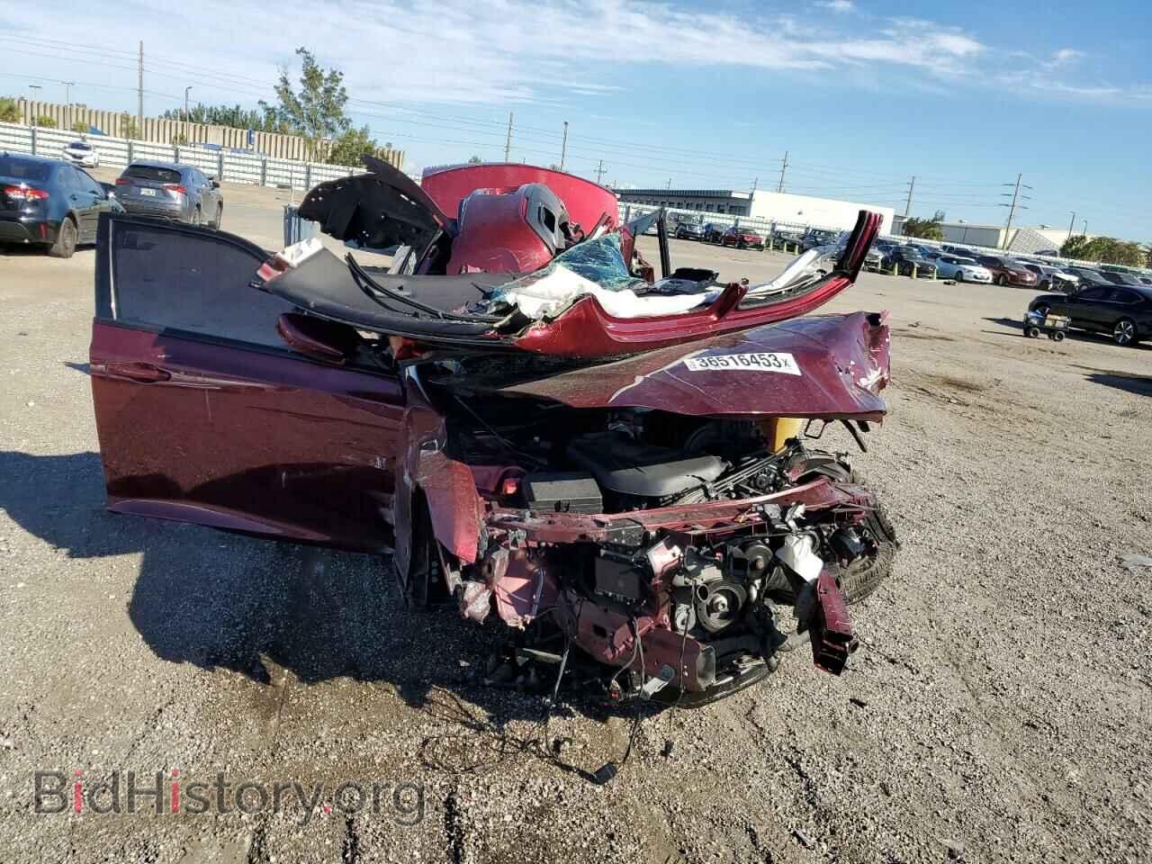 2019 CHRYSLER 300 - VIN: 2C3CCABG7KH689302 - Фото 5