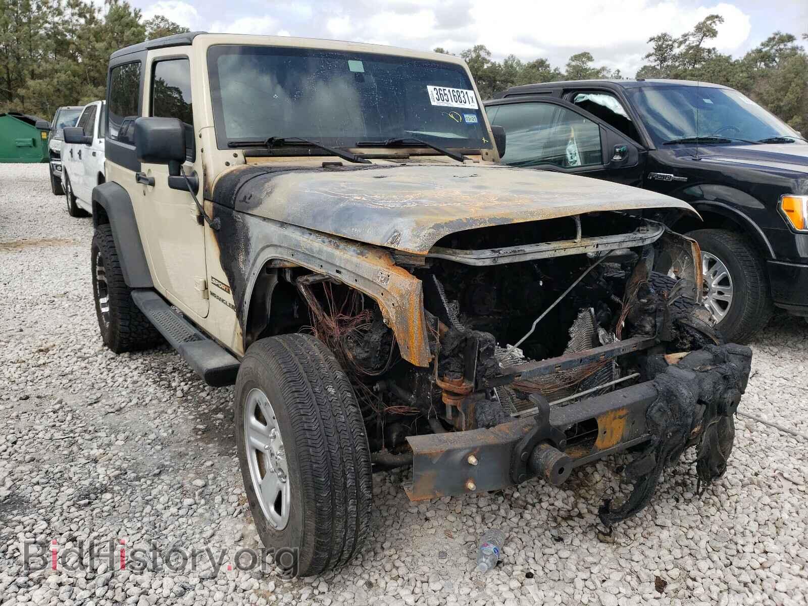 Фотография 1J4AA2D12BL526206 - JEEP WRANGLER 2011