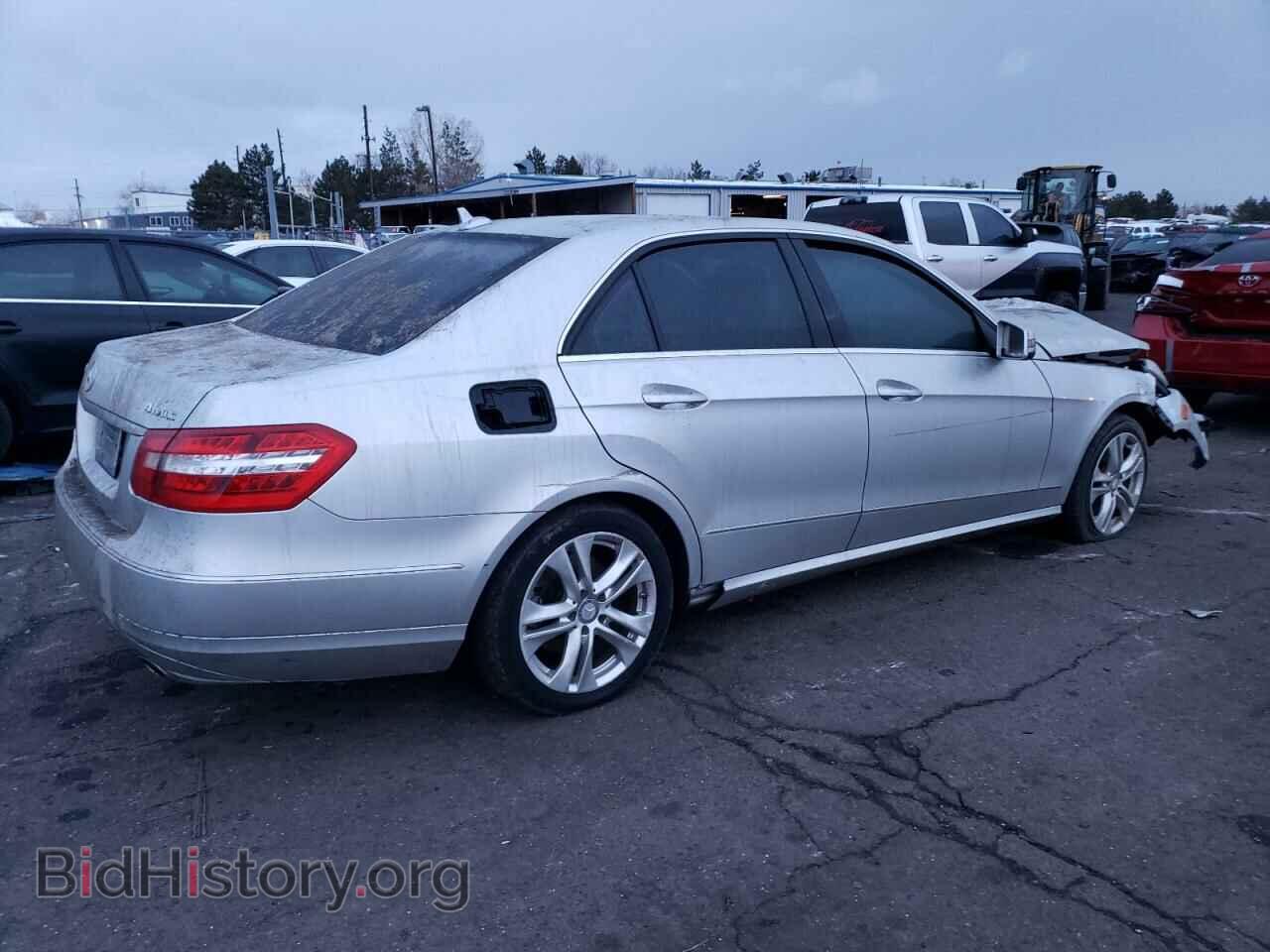 2011 MERCEDES-BENZ E-CLASS - VIN: WDDHF8HB2BA499294 - Фото 3