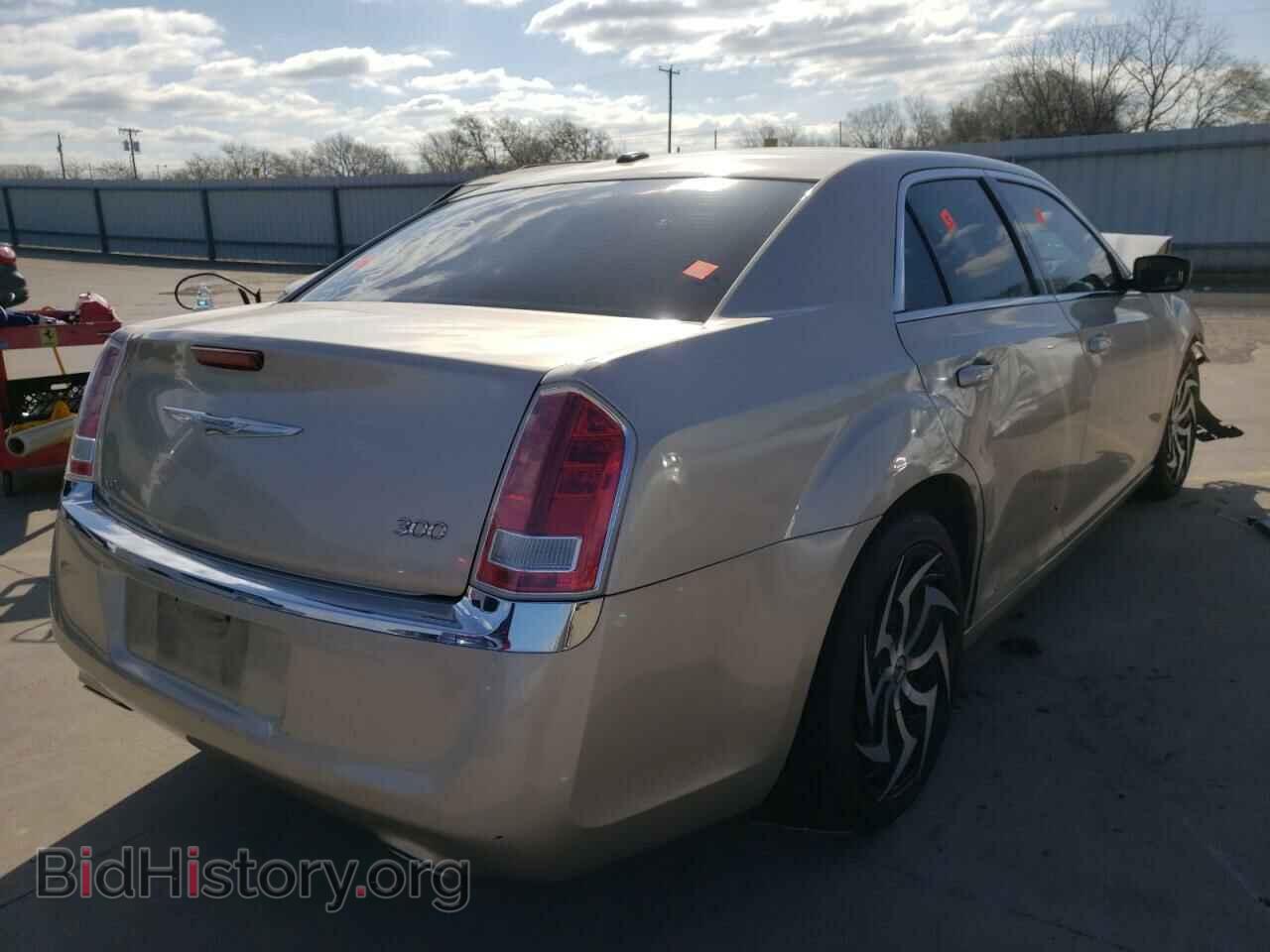 2012 CHRYSLER 300 - VIN: 2C3CCAAG3CH277736 - Фото 4