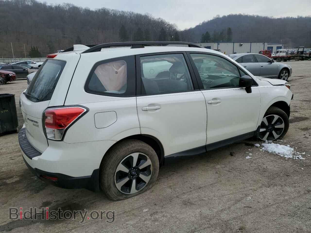 2017 SUBARU FORESTER - VIN: JF2SJABC2HH417752 - Фото 3