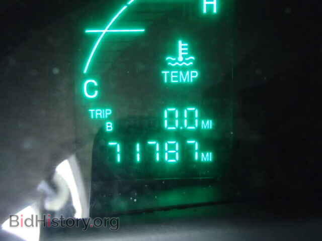 2004 CADILLAC DEVILLE - VIN: 1G6KD54Y24U208540 - Фото 8