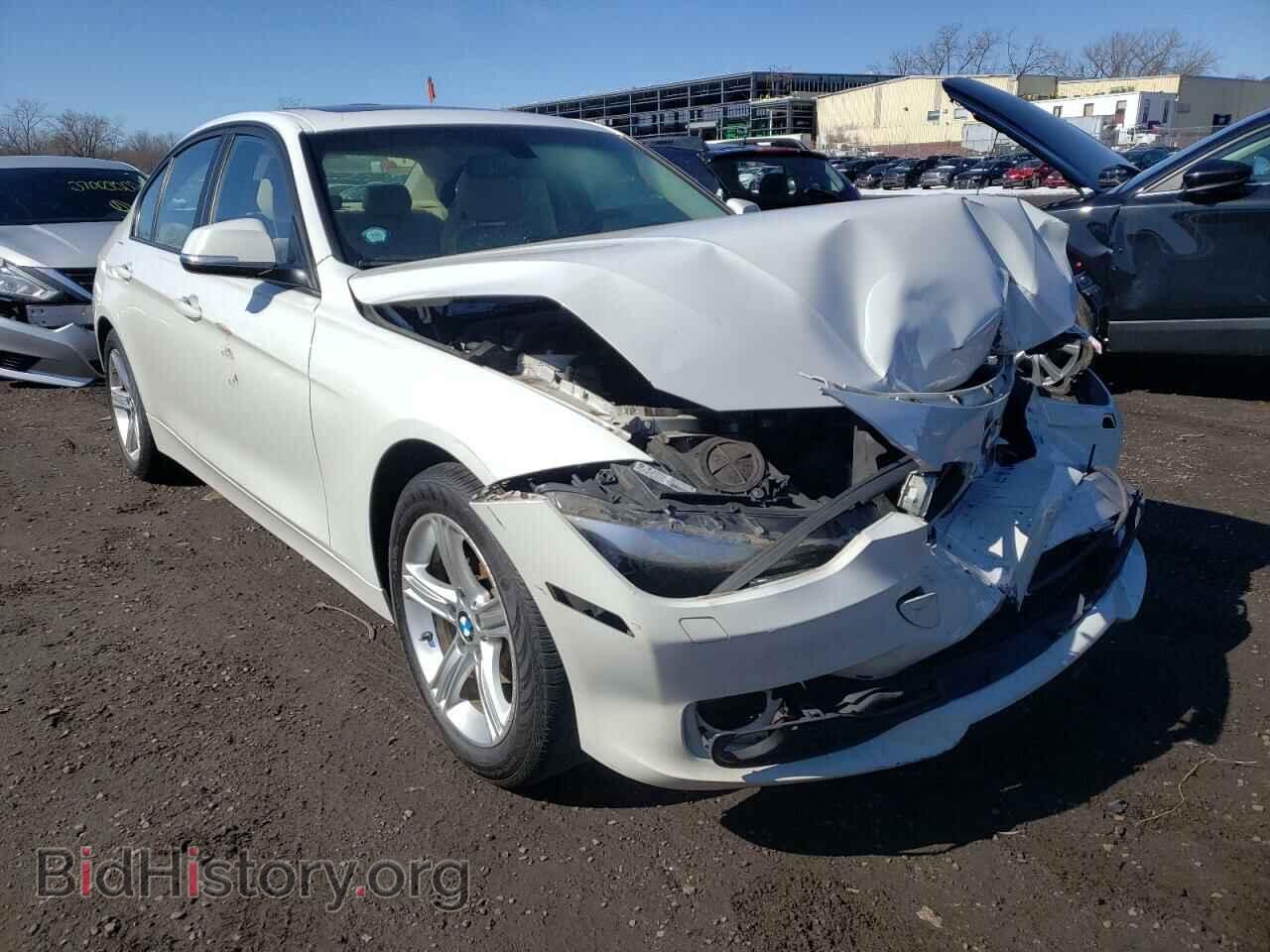 Photo WBA3B5C57DF592167 - BMW 3 SERIES 2013