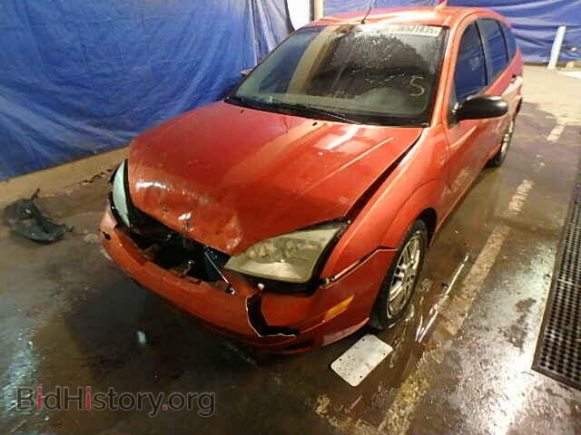 2005 FORD FOCUS - VIN: 3FAFP37N65R141127 - Фото 2