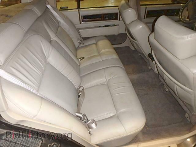 1993 CADILLAC DEVILLE - VIN: 1G6CD53B7P4241460 - Photo 6