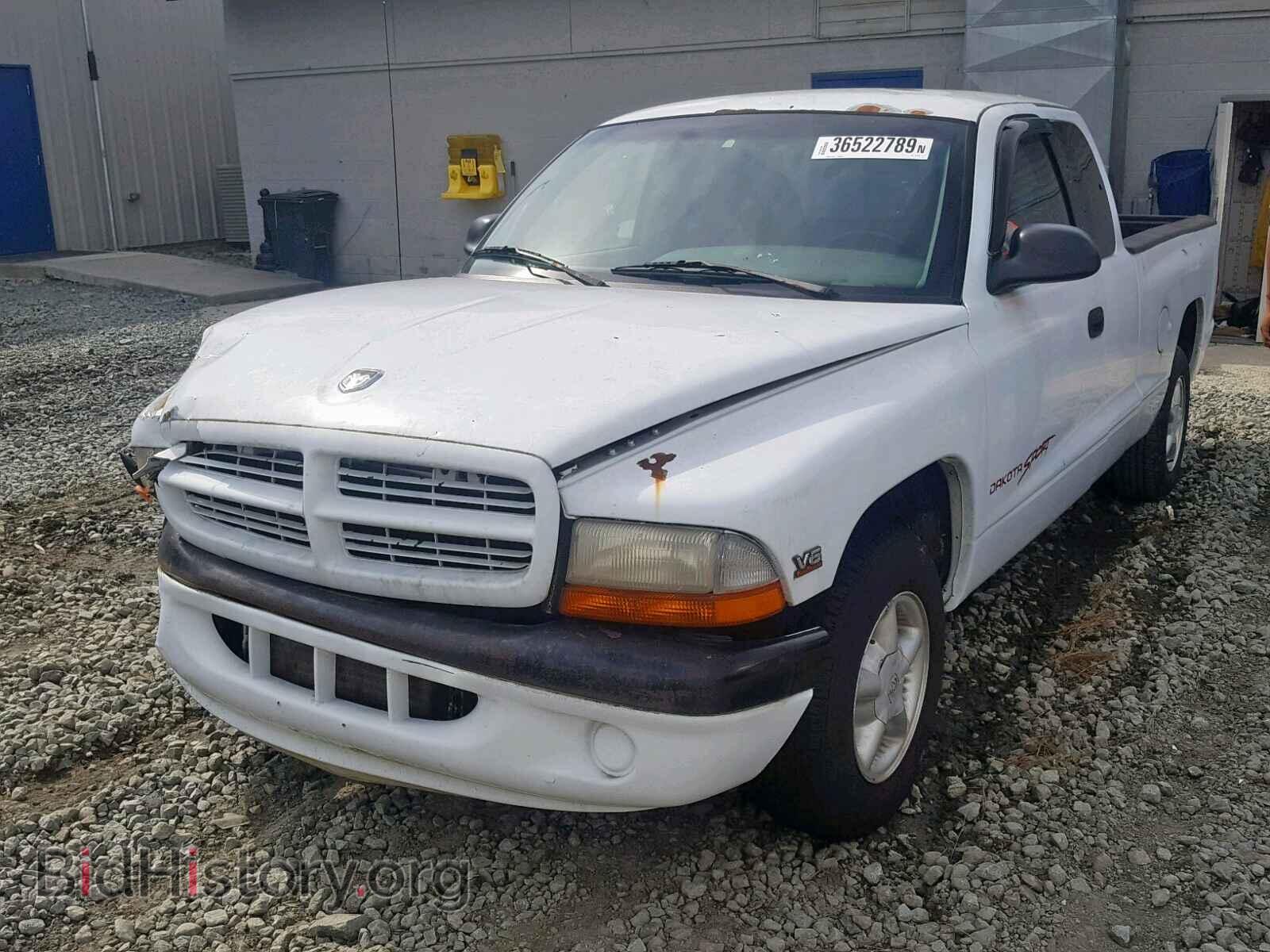 1997 DODGE DAKOTA - VIN: 1B7GL23X1VS175573 - Фото 2