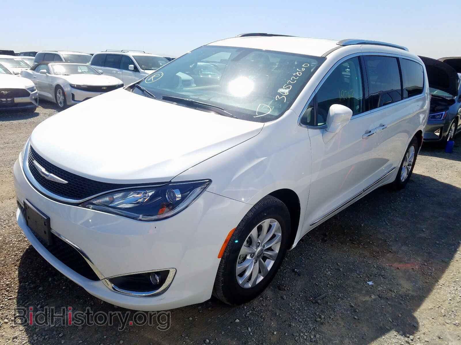 2019 CHRYSLER PACIFICA T - VIN: 2C4RC1BG0KR561497 - Photo 2