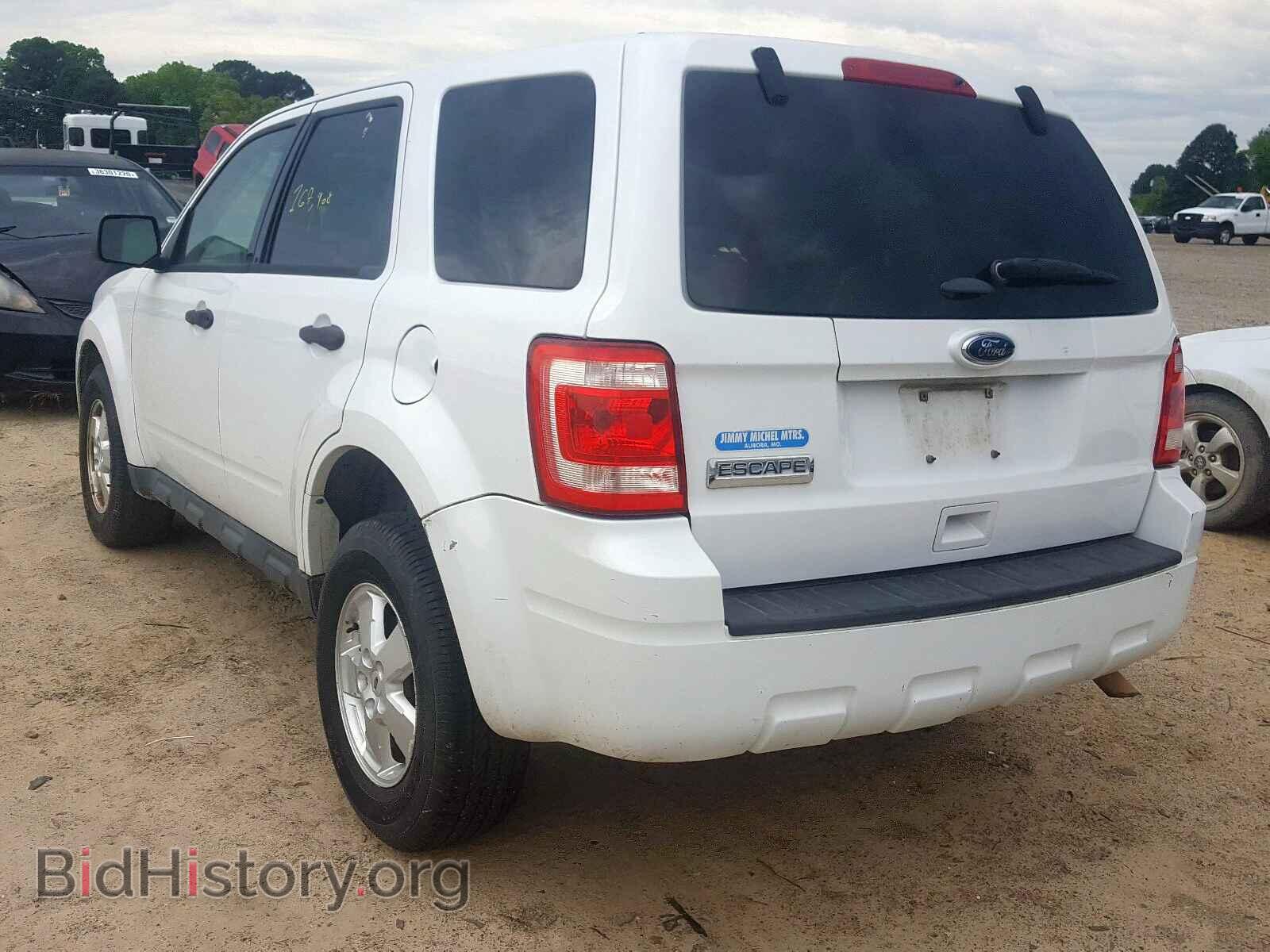 2011 FORD ESCAPE - VIN: 1FMCU0C74BKB48052 - Photo 3