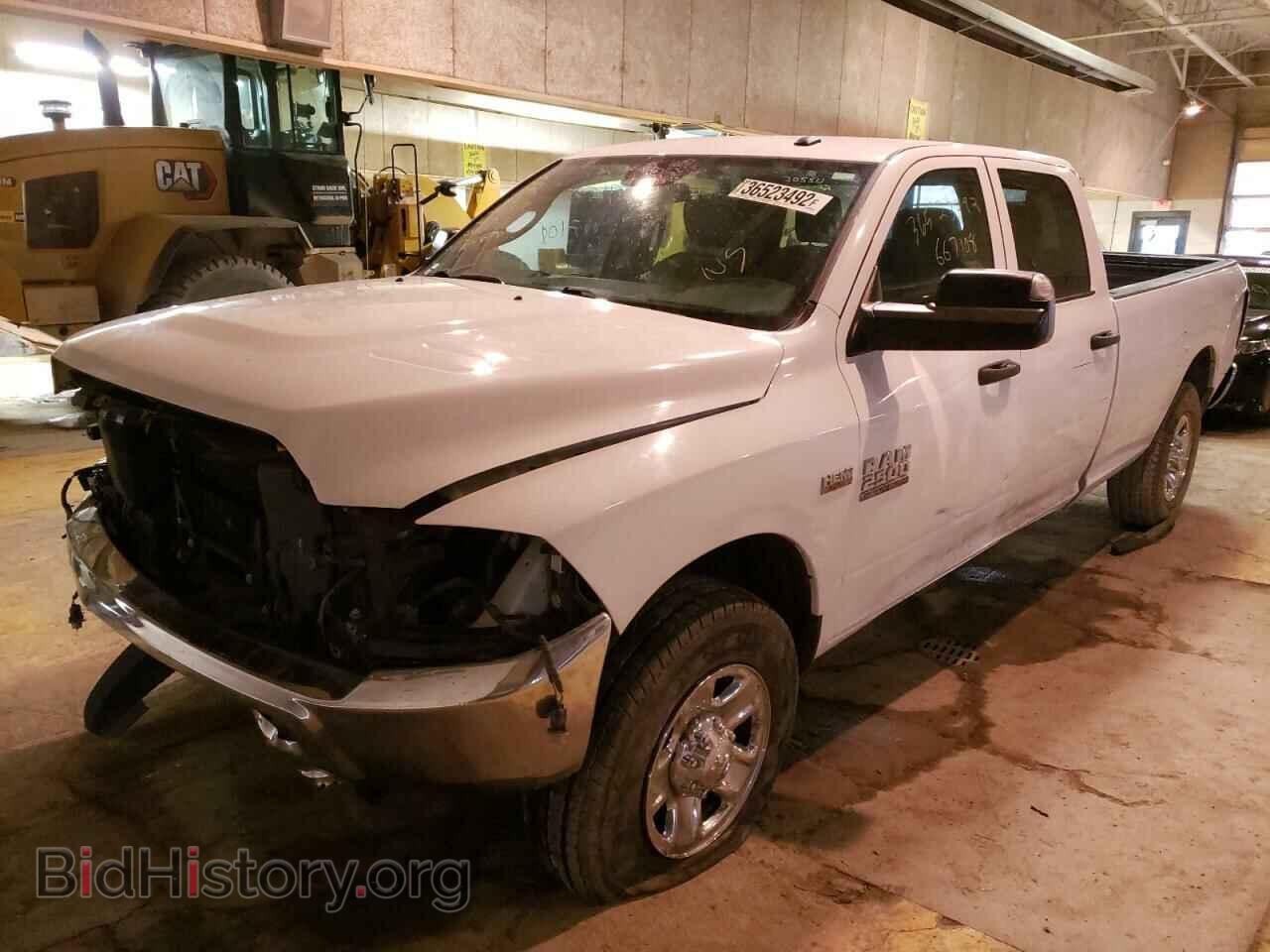 2017 RAM 2500 - VIN: 3C6TR4HT0HG667108 - Фото 2