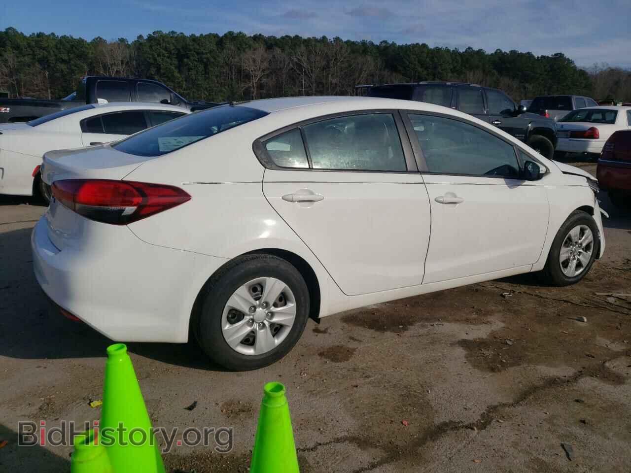 2017 KIA FORTE - VIN: 3KPFK4A76HE133310 - Фото 3