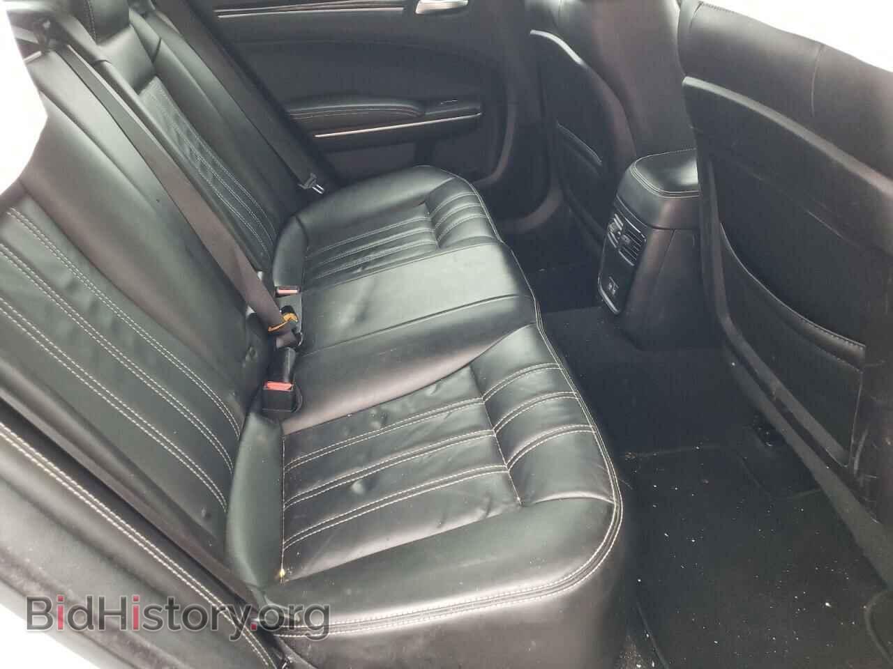 2019 CHRYSLER 300 - VIN: 2C3CCAGG4KH648697 - Фото 6