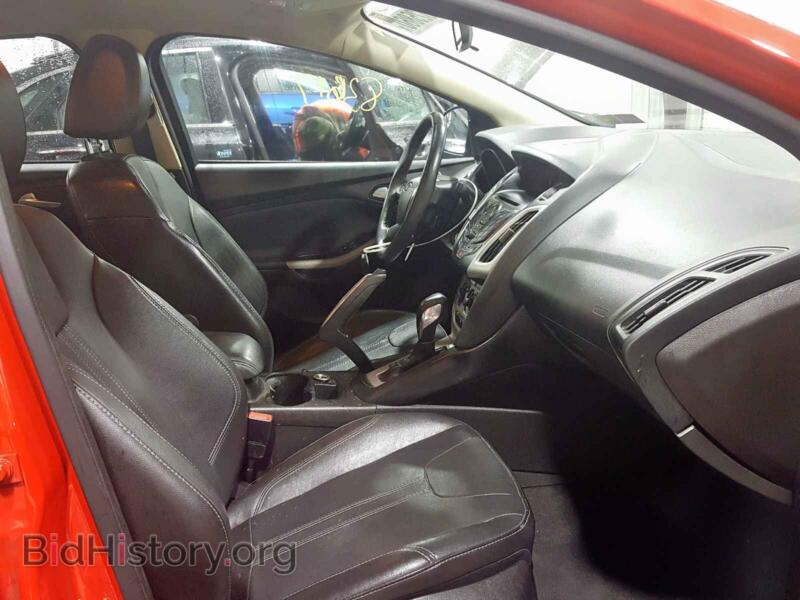 2013 Ford FOCUS (VIN 1FADP3F22DL236165) — photo 5 of 10
