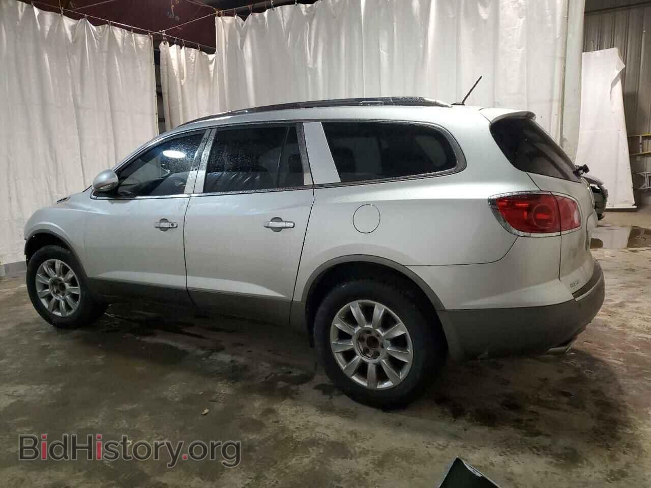 2011 BUICK ENCLAVE - VIN: 5GAKRBED2BJ406673 - Фото 2