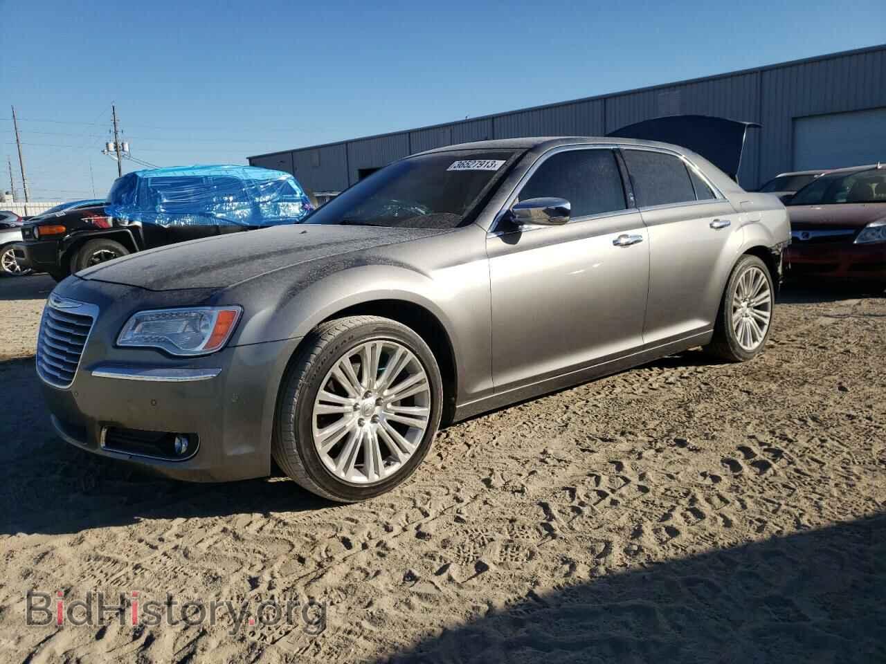 Photo 2C3CA6CT0BH585216 - CHRYSLER 300 2011