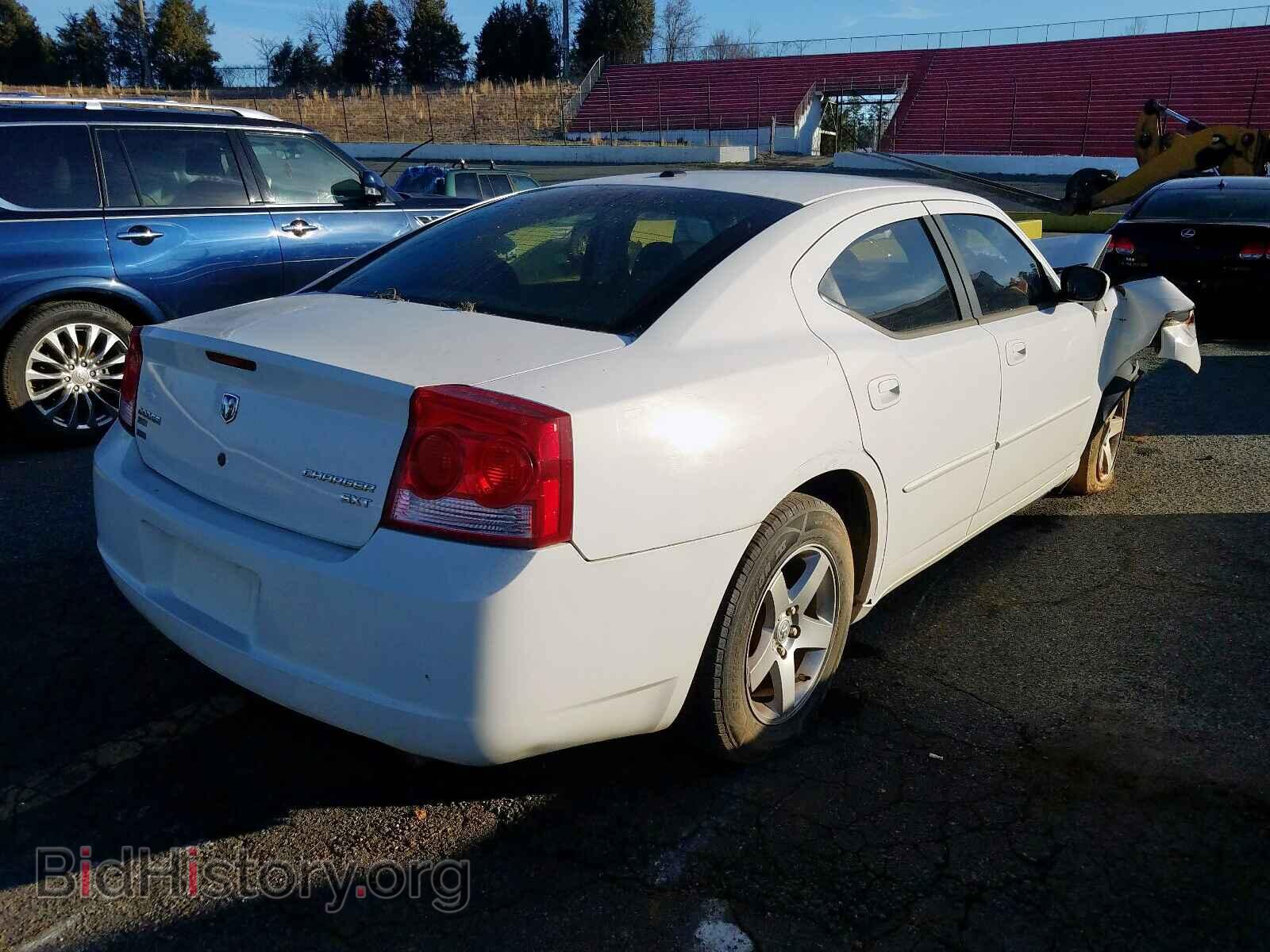 2010 DODGE CHARGER - VIN: 2B3CA3CV4AH185669 - Фото 4