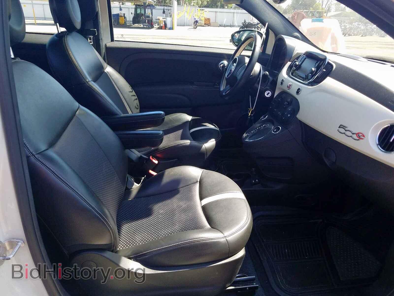 2017 FIAT 500 - VIN: 3C3CFFGE5HT598444 - Фото 5