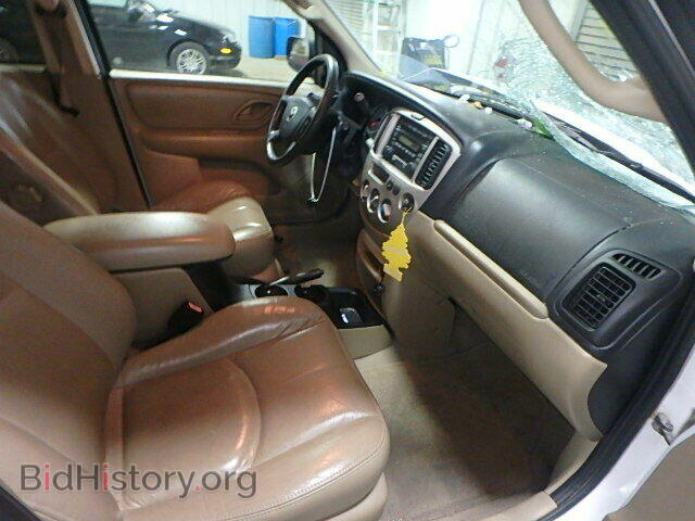 2004 MAZDA TRIBUTE - VIN: 4F2CZ06134KM28559 - Фото 5
