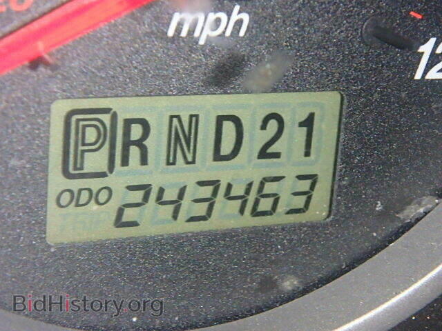 2004 MAZDA TRIBUTE - VIN: 4F2CZ06134KM28559 - Фото 8