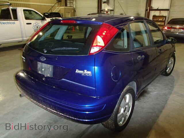 2005 FORD FOCUS - VIN: 3FAFP37N65R113327 - Фото 4