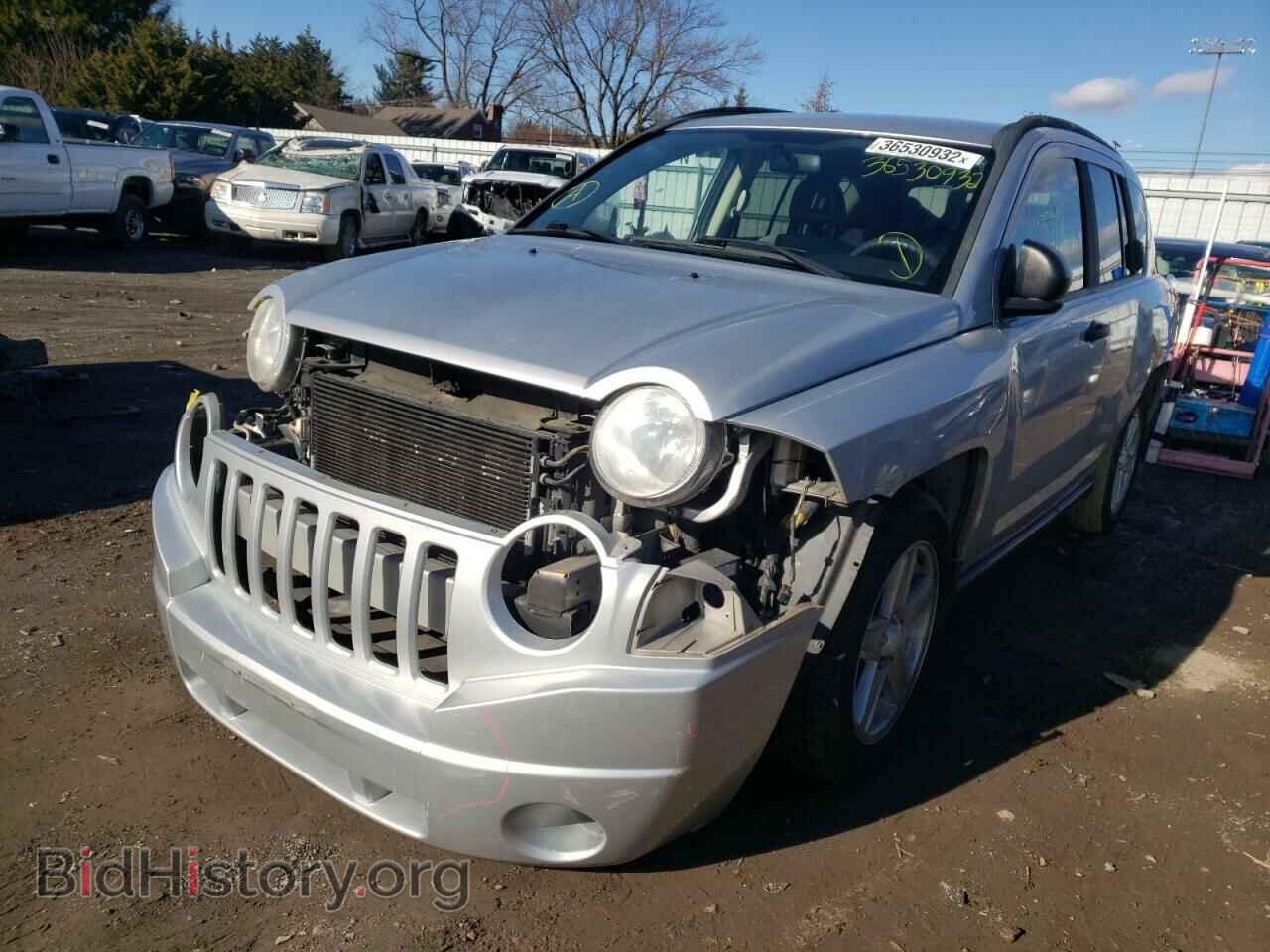 2007 JEEP COMPASS - VIN: 1J8FF47W87D123339 - Photo 2