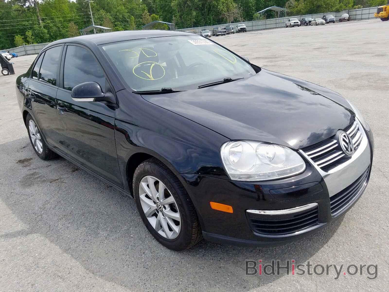 Photo 3VWAX7AJ1AM130753 - VOLKSWAGEN JETTA 2010