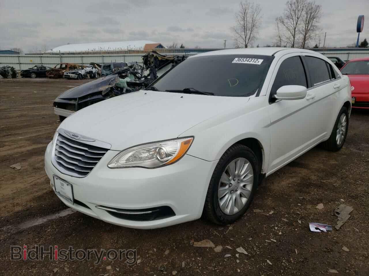 2012 CHRYSLER 200 - VIN: 1C3CCBAB6CN273486 - Фото 2