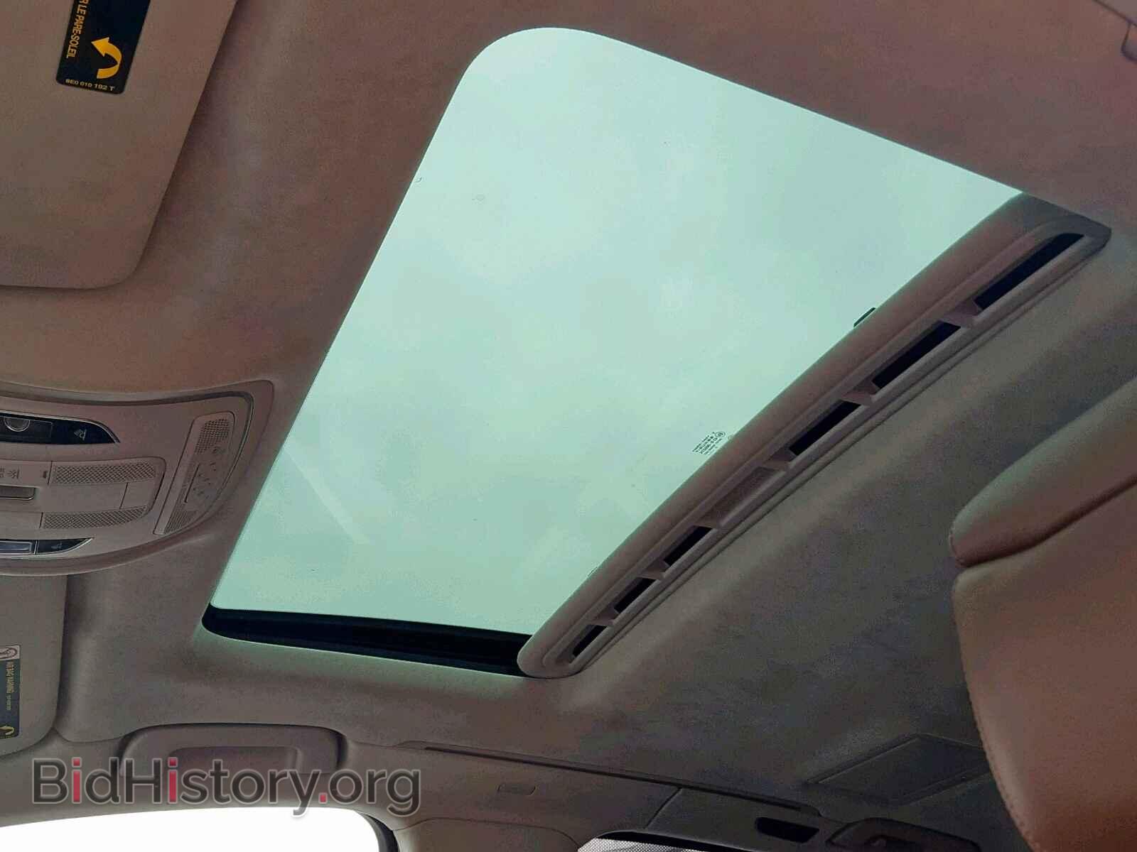 2011 AUDI A8 - VIN: WAURVAFD9BN005810 - Фото 9