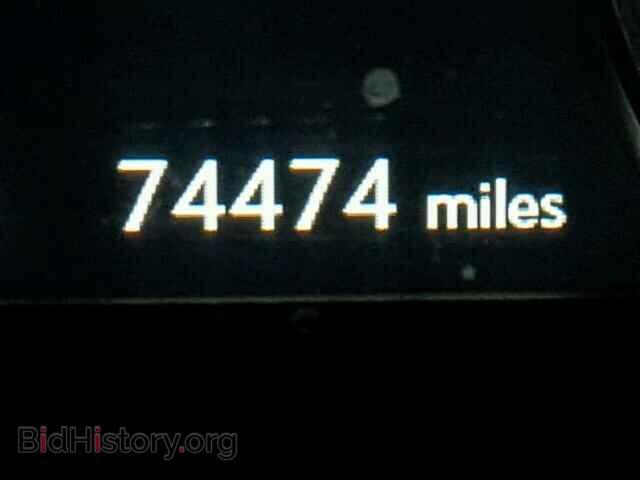 2013 LEXUS GS - VIN: JTHBE1BL2D5019213 - Photo 8