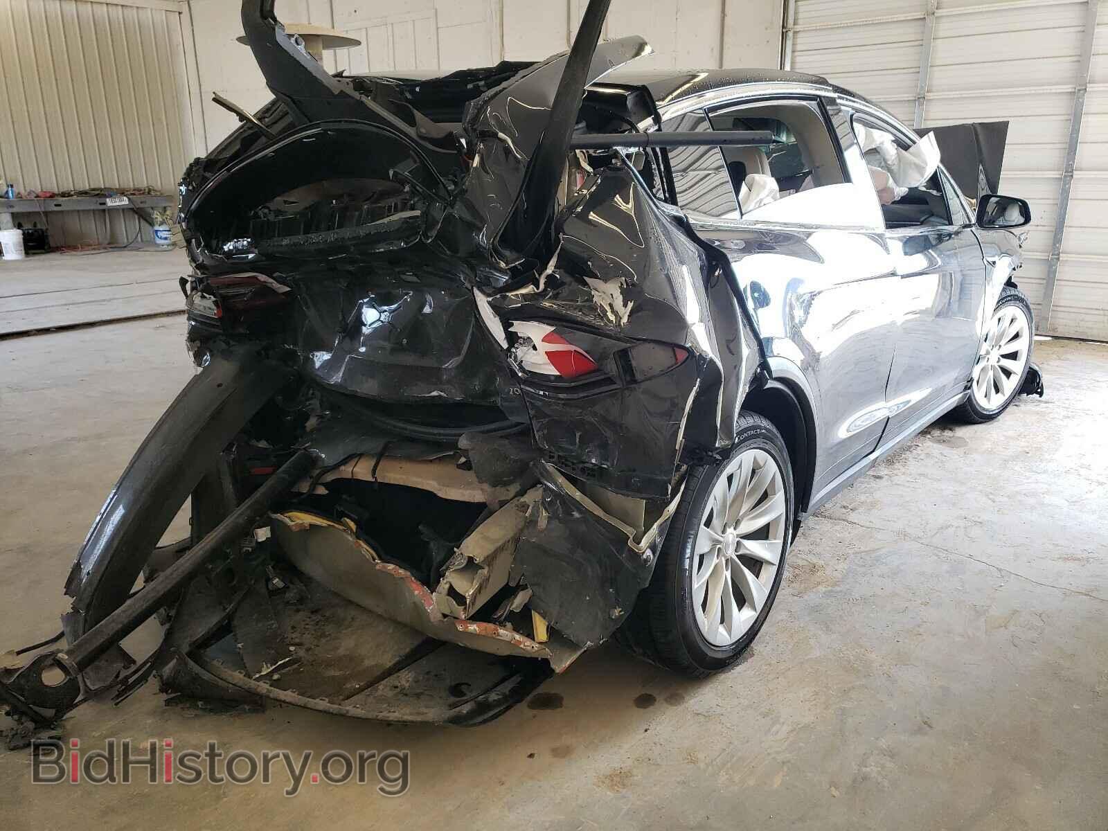 2018 TESLA MODEL X - VIN: 5YJXCDE2XJF088467 - Photo 4